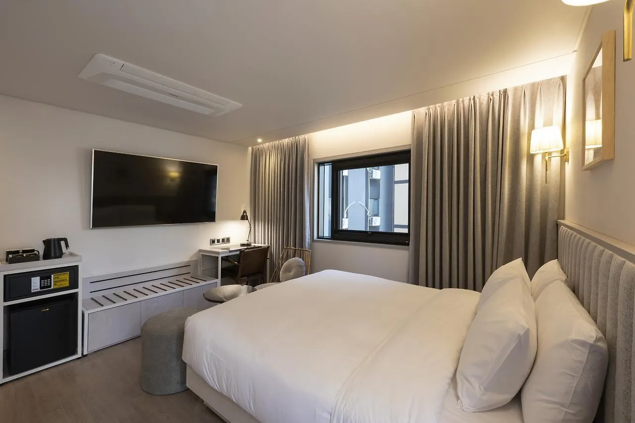 Hound Hotel Yeonsan Busan