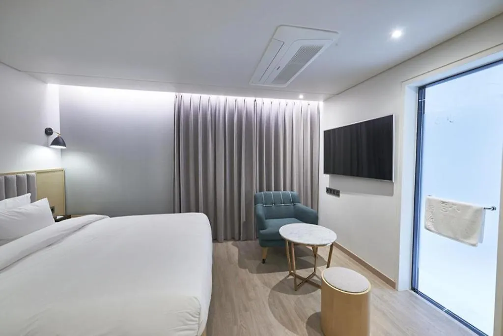 Hound Hotel Yeonsan Puszan