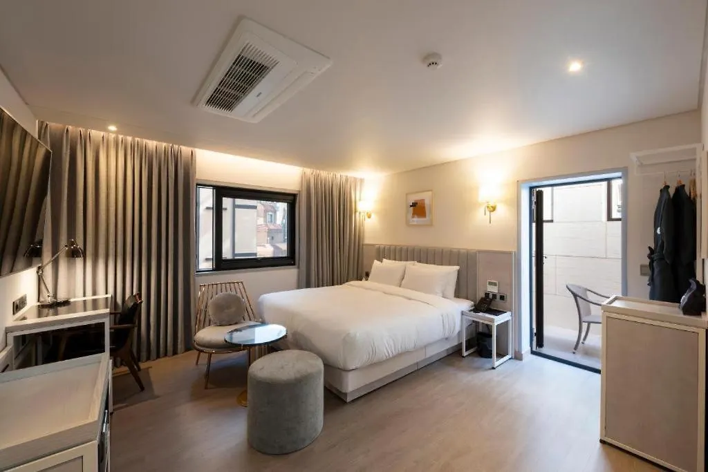 Hound Hotel Yeonsan Puszan 3*,