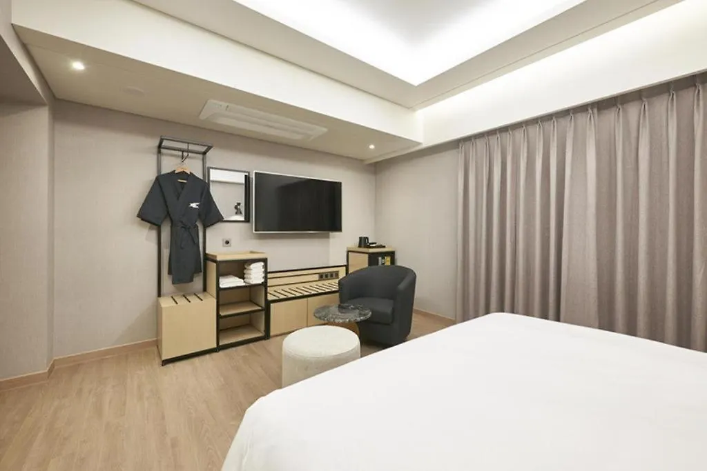 Hound Hotel Yeonsan Puszan