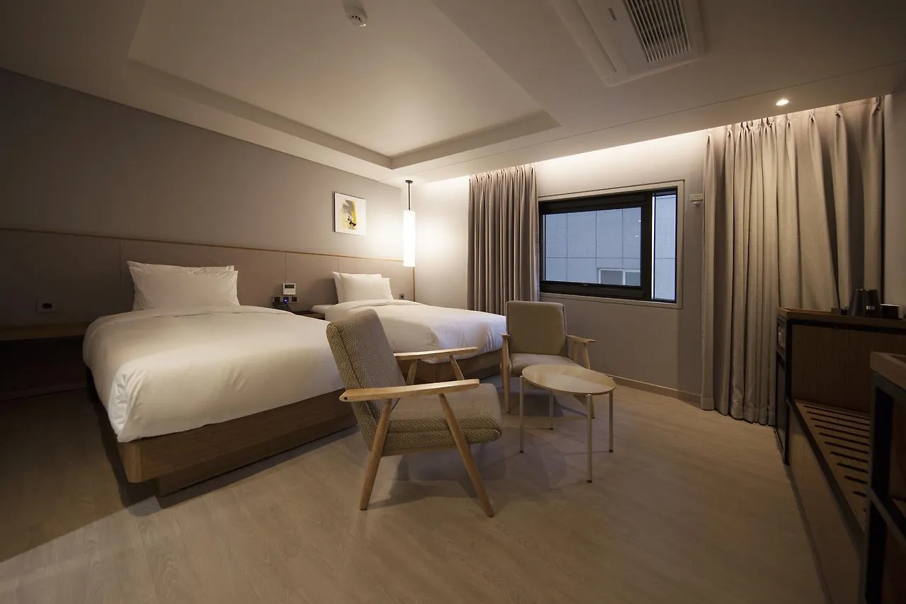 Hound Hotel Yeonsan Puszan
