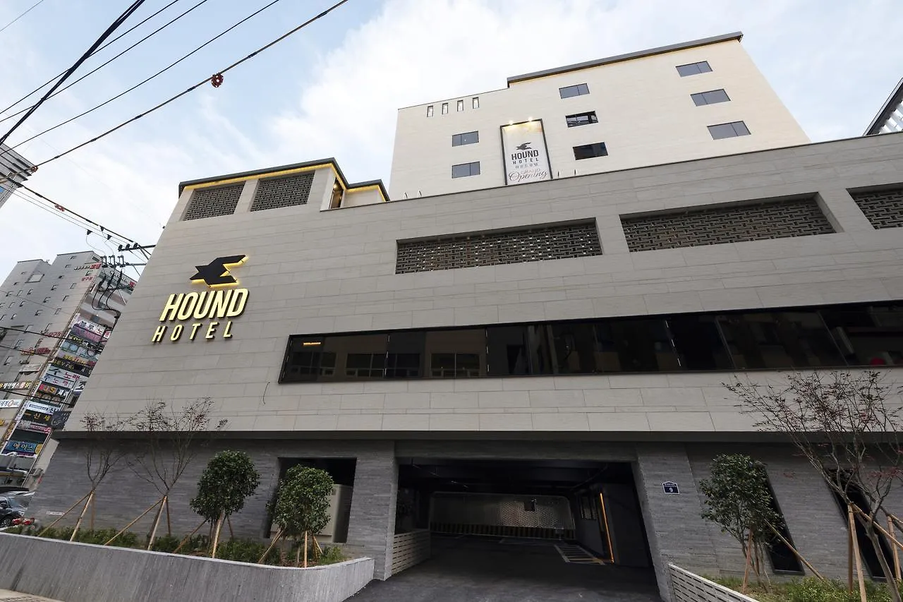 Hound Hotel Yeonsan Busan